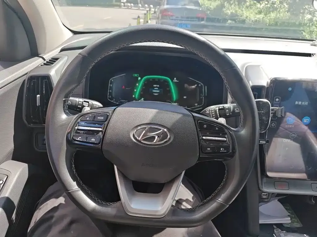 Hyundai ix35 — фото 10