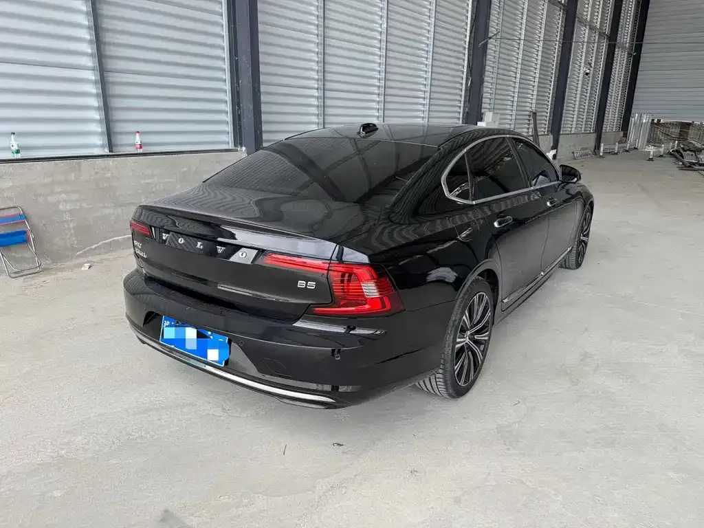 Volvo S90 — фото 2