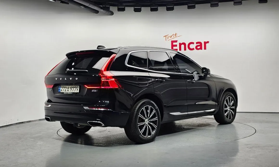 Volvo XC60 — фото 3