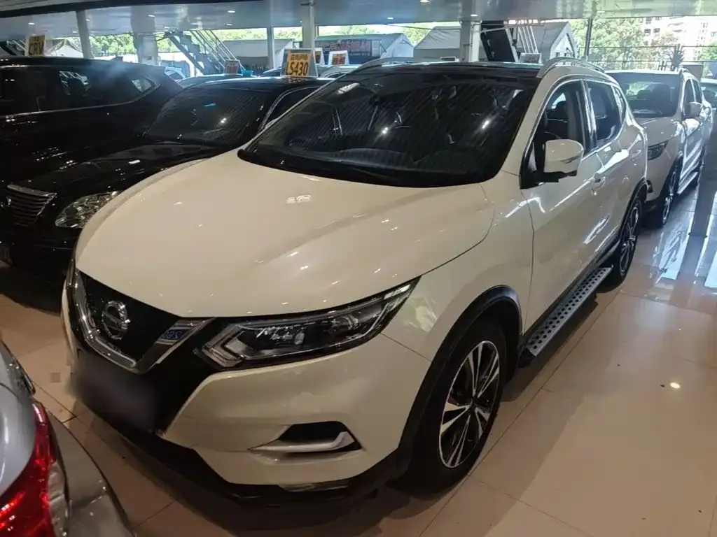 Nissan Qashqai — фото 9