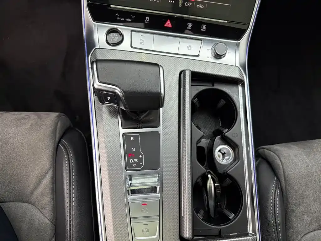 Audi A6L New Energy — фото 4