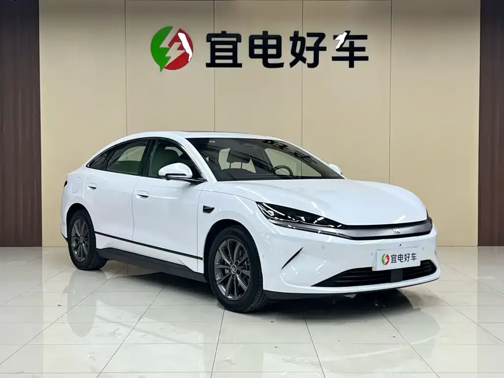 BYD Qin L — фото 3