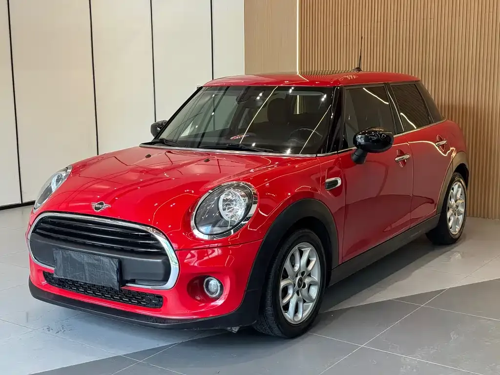 MINI Cooper (3-door) — фото 1