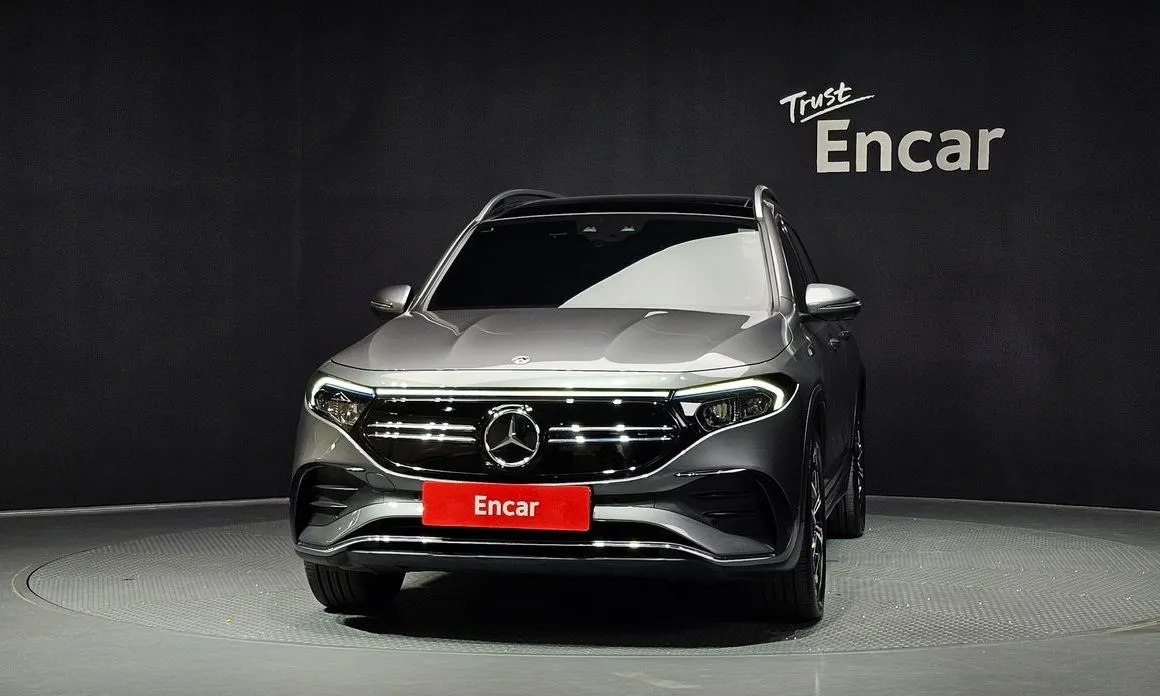 Mercedes-Benz EQB — фото 10