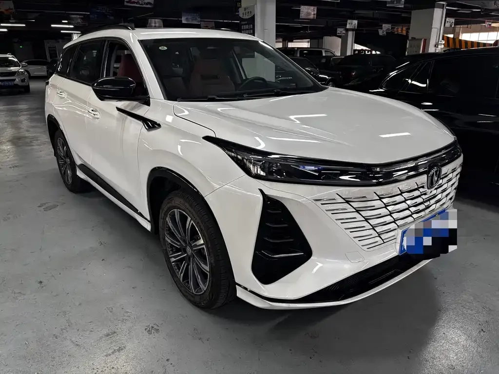 Changan CS75 PLUS — фото 7
