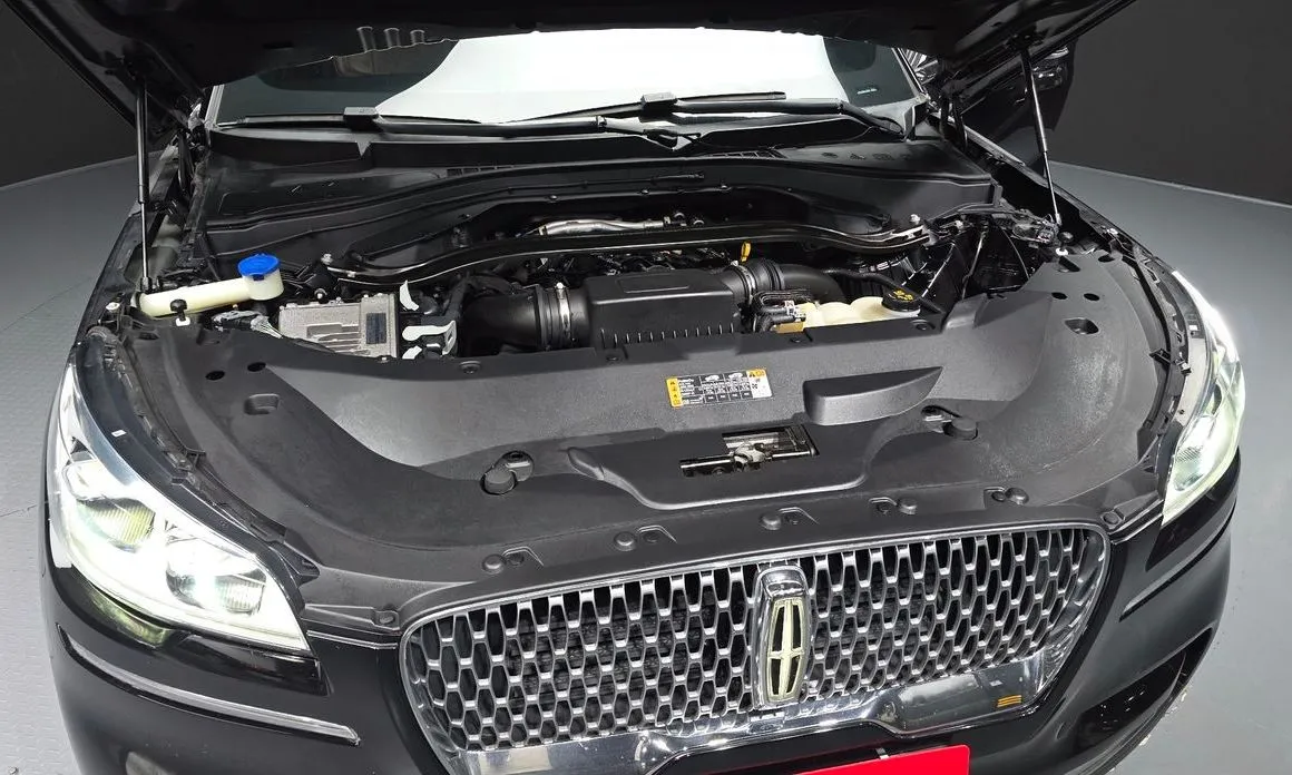 Lincoln Aviator — фото 10