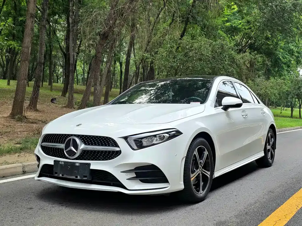 Mercedes-Benz A-Class — фото 1