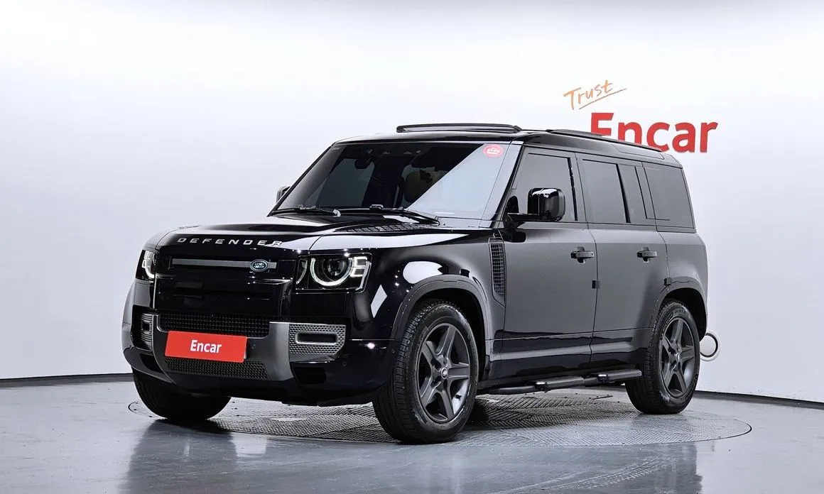 Land Rover Defender — фото 1