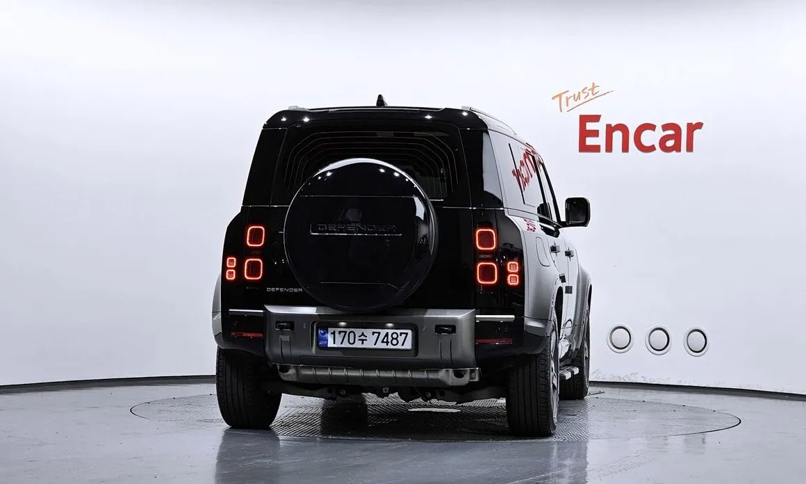 Land Rover Defender — фото 4