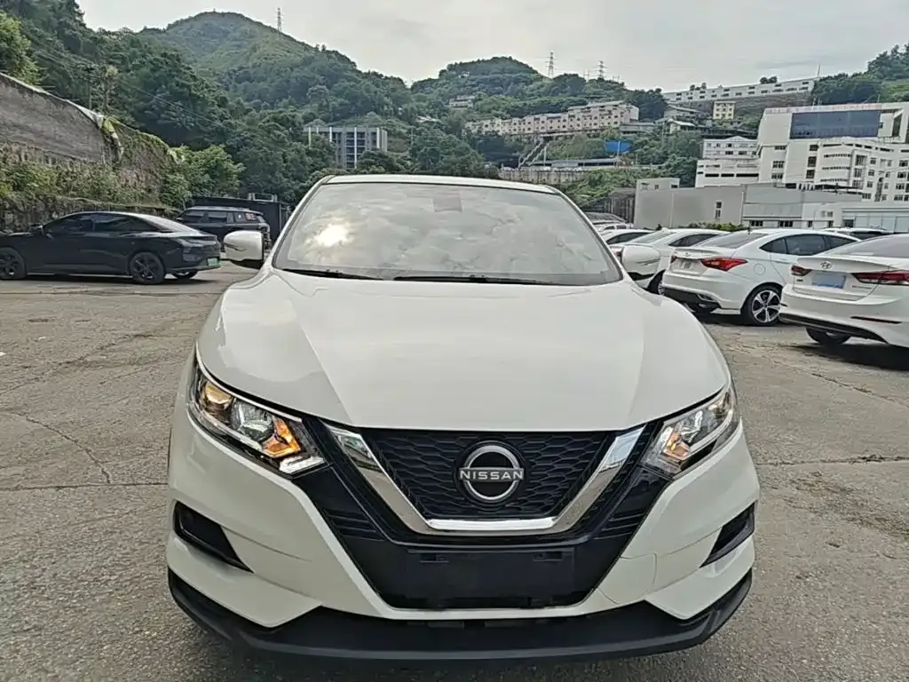 Nissan Qashqai — фото 3