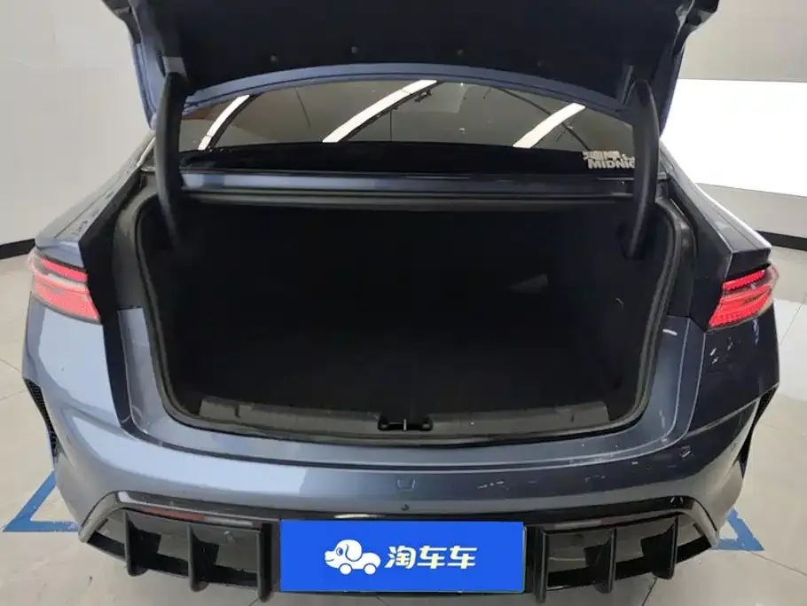 BYD Seal — фото 5