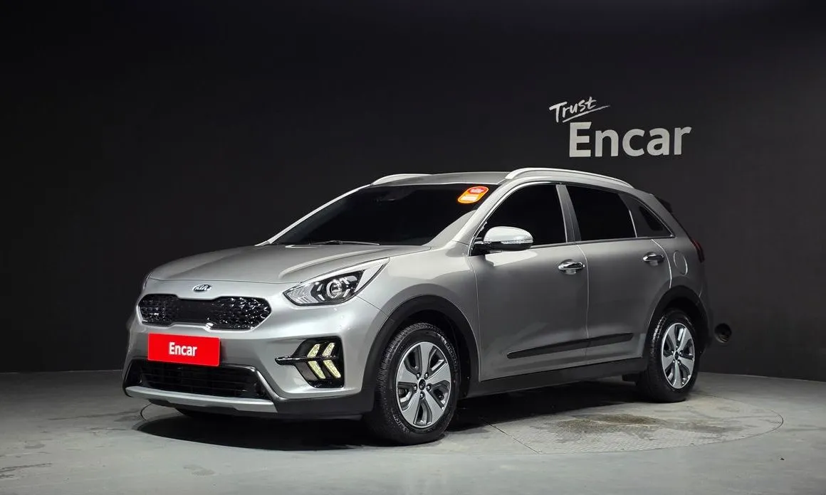 Kia Niro — фото 1