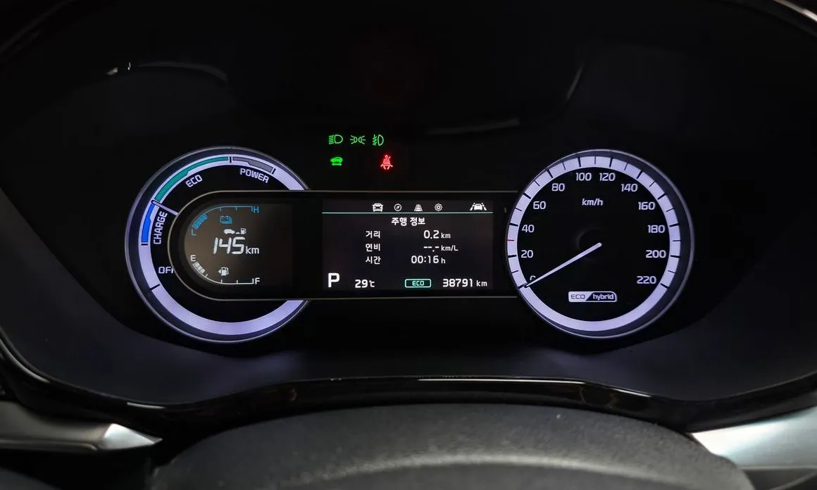 Kia Niro — фото 3