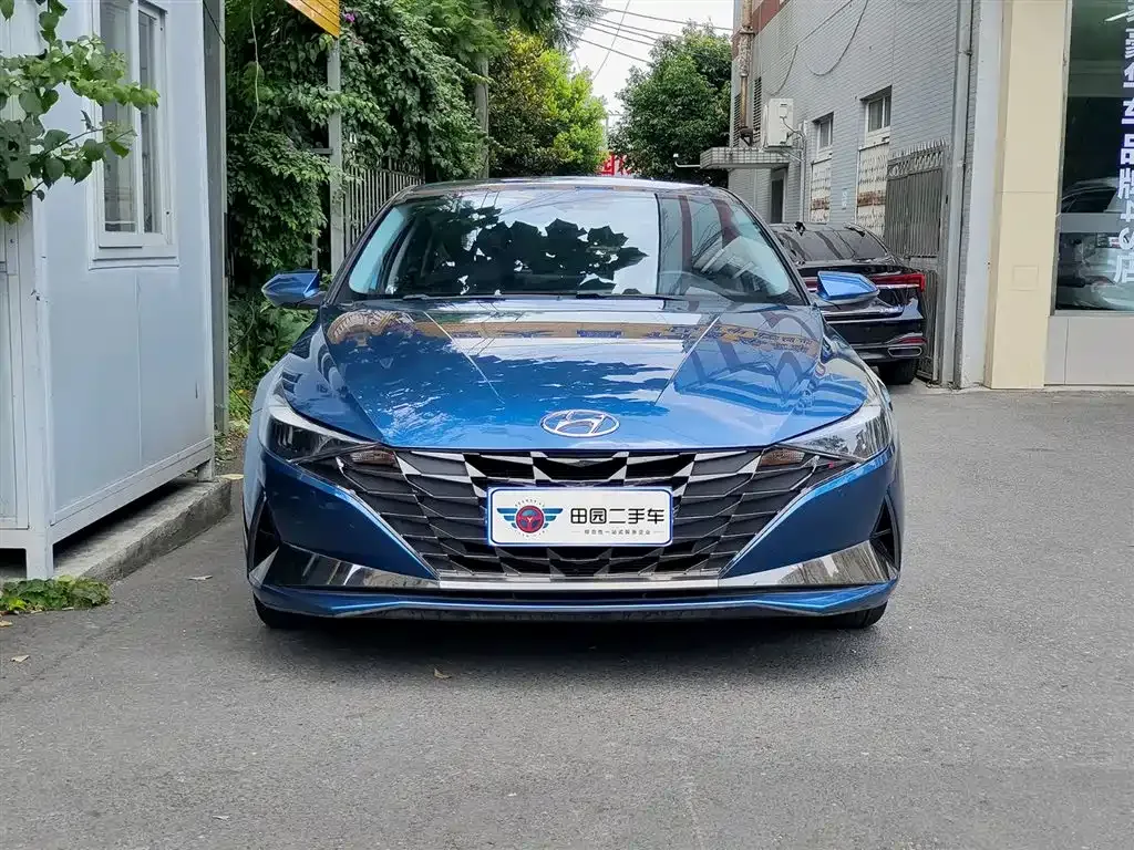 Hyundai Elantra — фото 6
