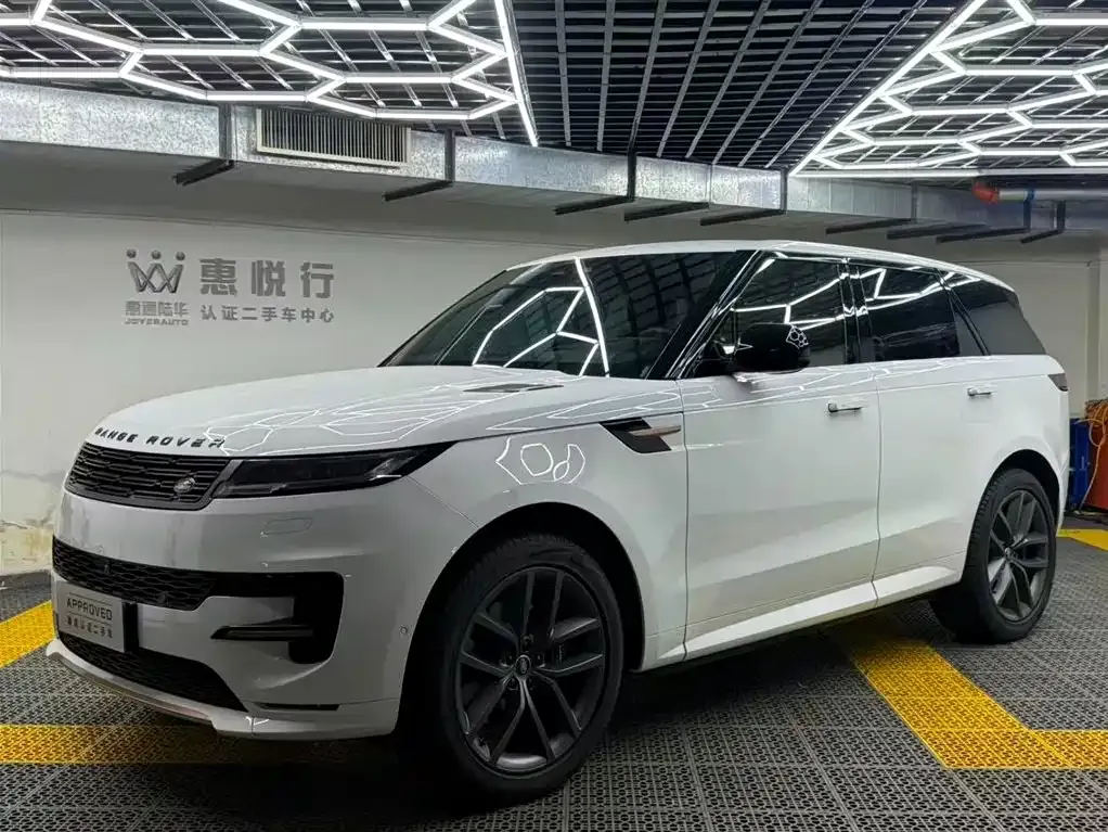 Land Rover Sport — фото 1