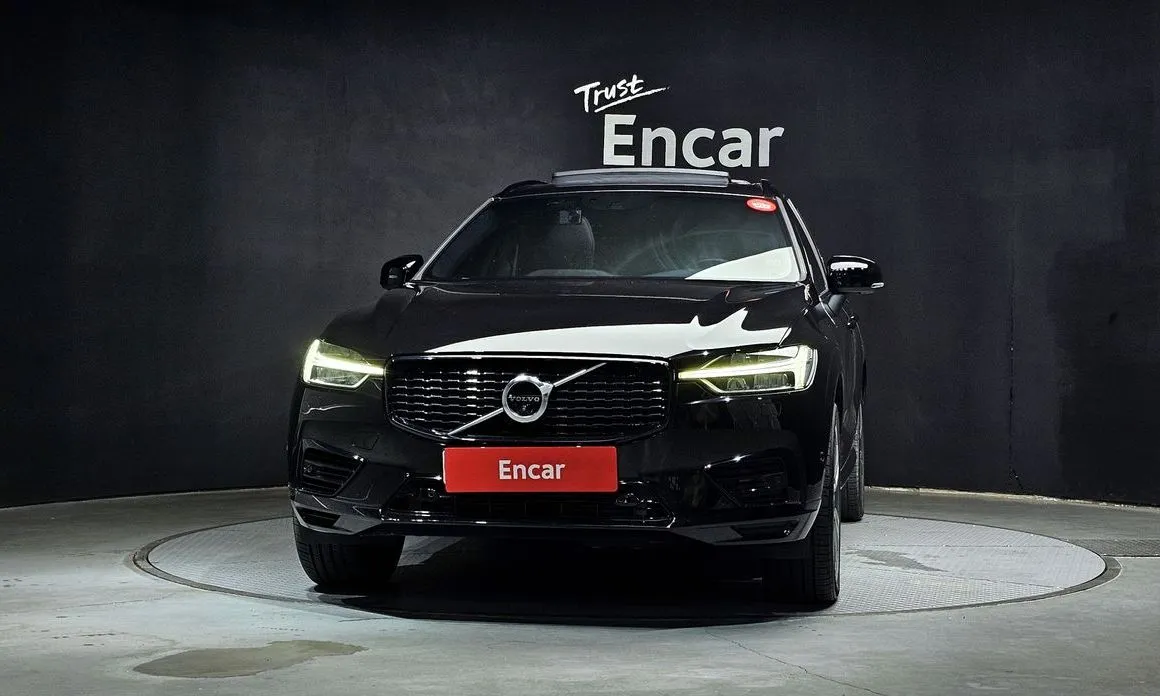 Volvo XC60 — фото 7