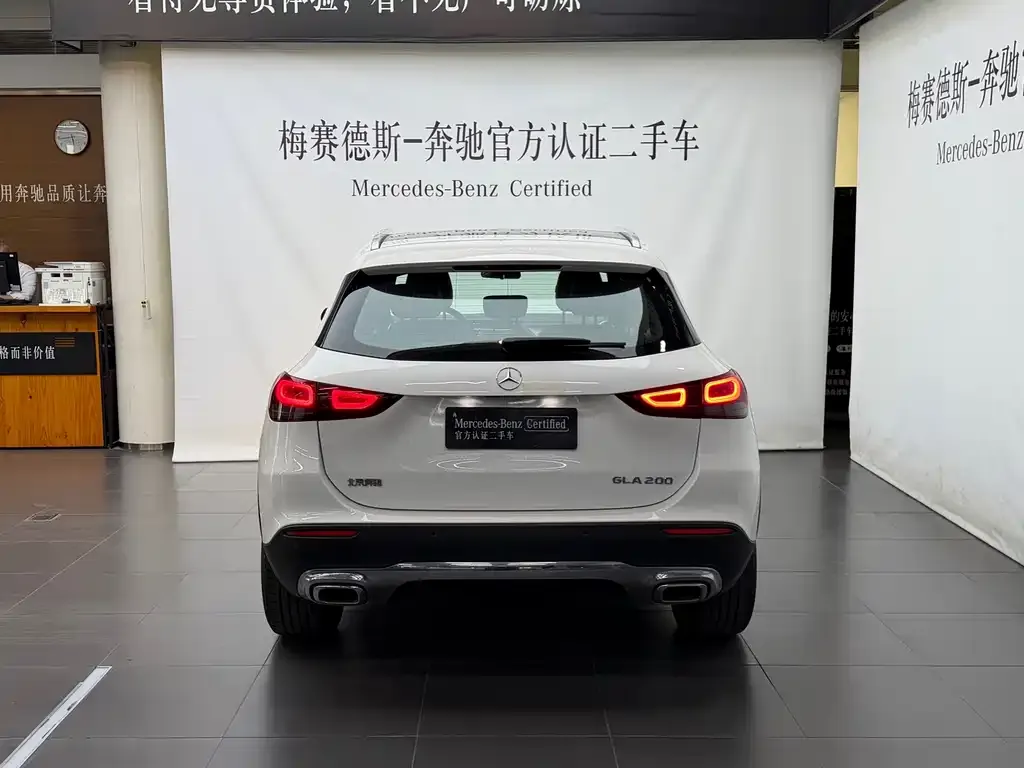 Mercedes-Benz GLA — фото 10