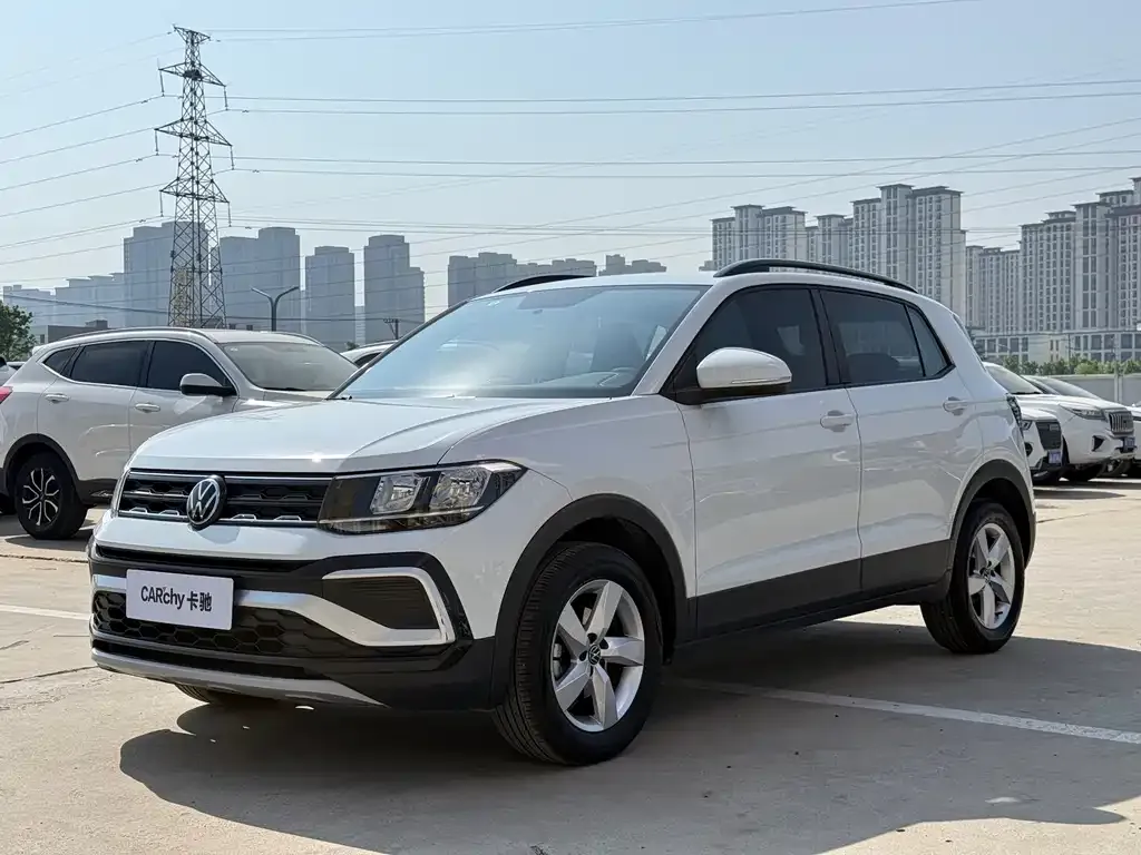 Volkswagen T-Cross — фото 1