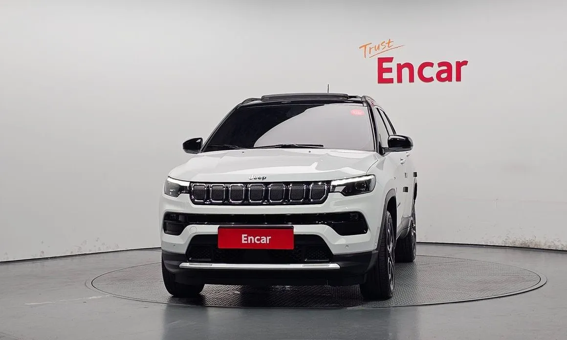 Jeep Compass — фото 2