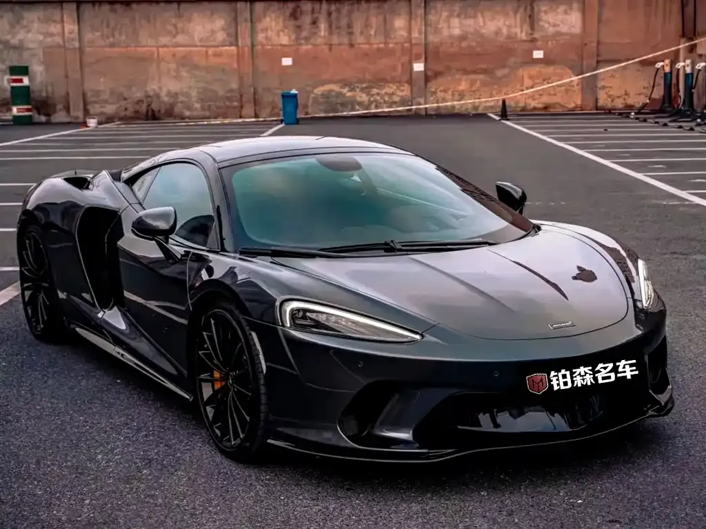 McLaren GT — фото 1
