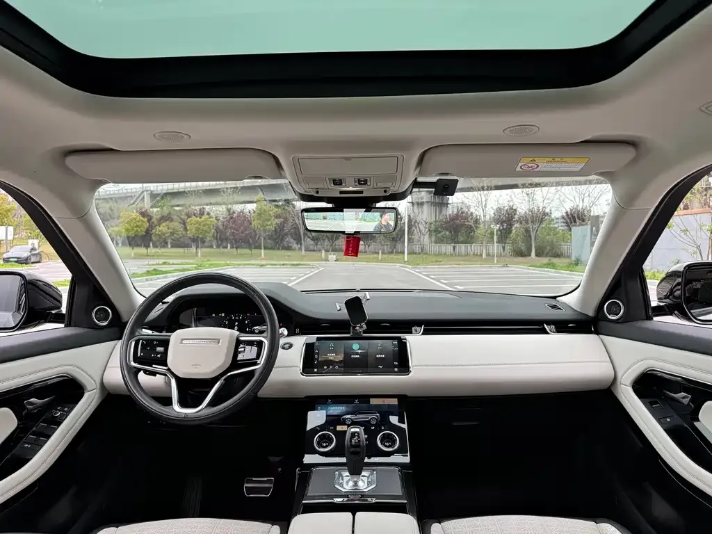 Land Rover Evoque — фото 4