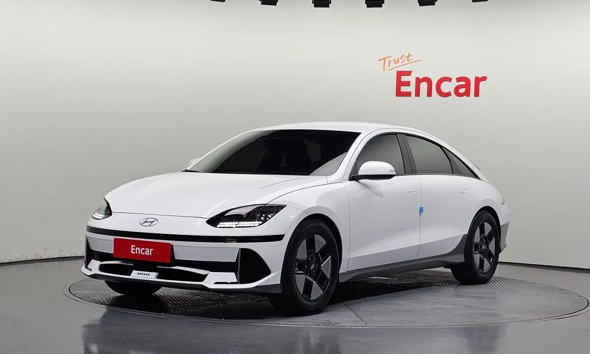Hyundai Ioniq6 — фото 1