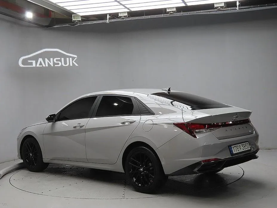 Hyundai AVANTE — фото 3
