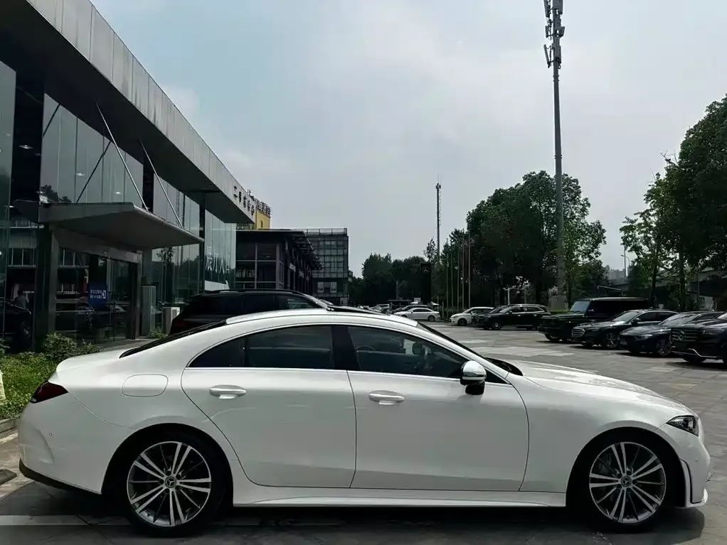 Mercedes-Benz CLS — фото 9