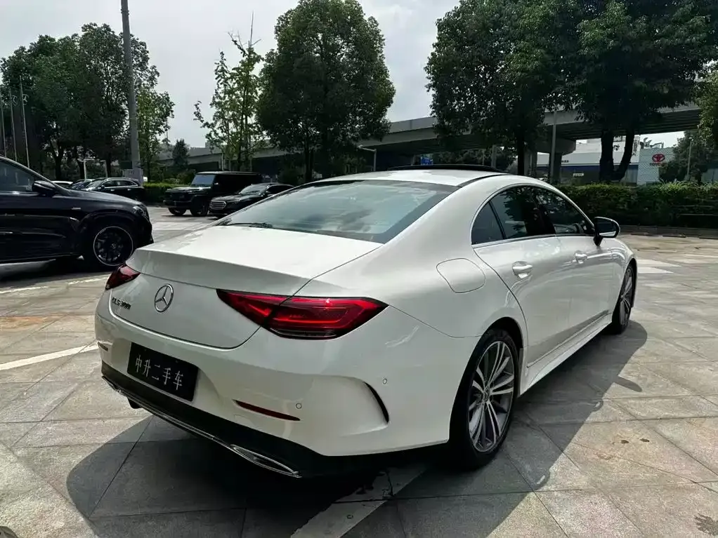Mercedes-Benz CLS — фото 10
