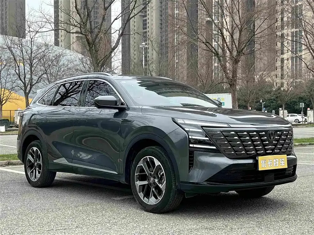 Changan CS75PLUS — фото 9