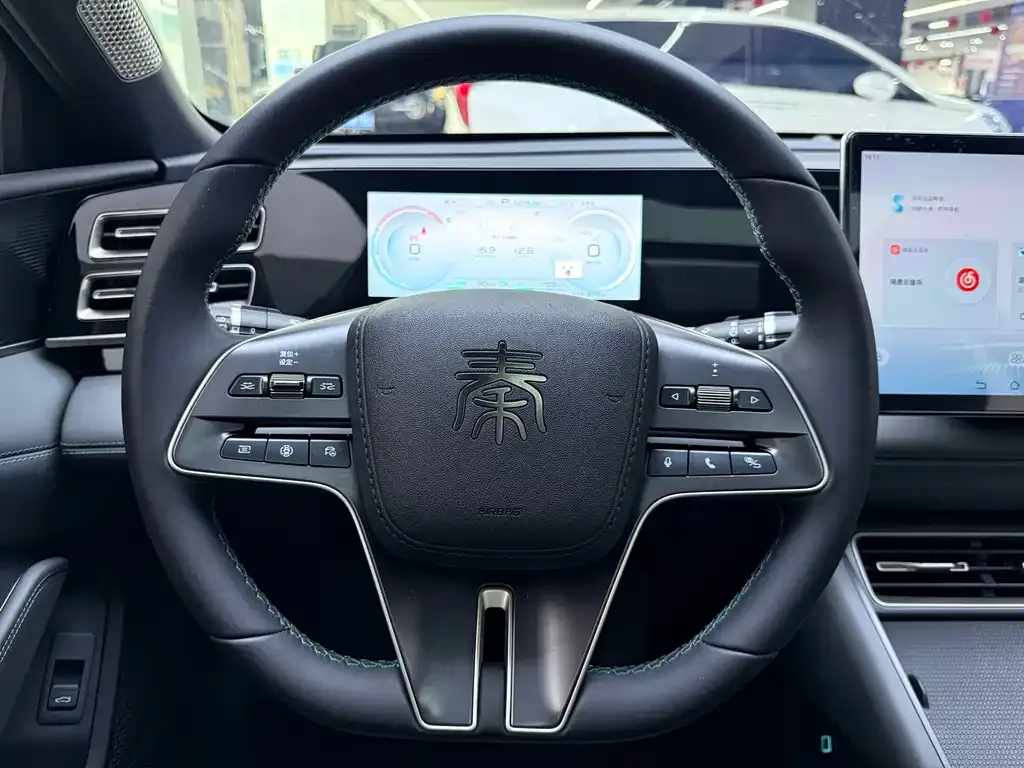 BYD Qin L — фото 2