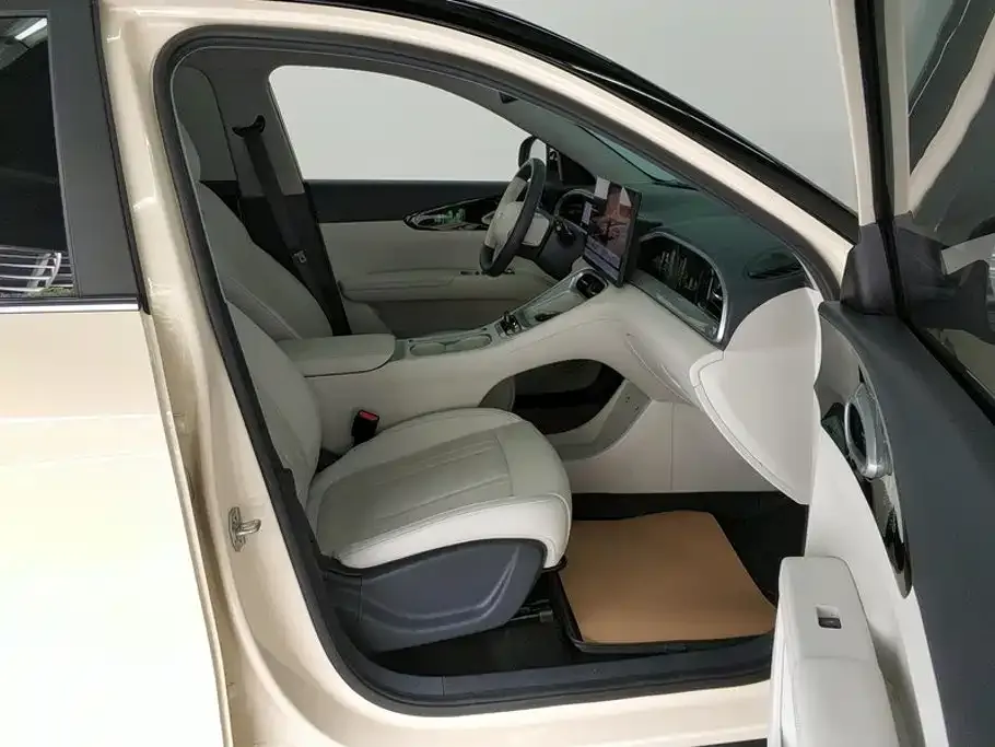 Geely Starburst — фото 6