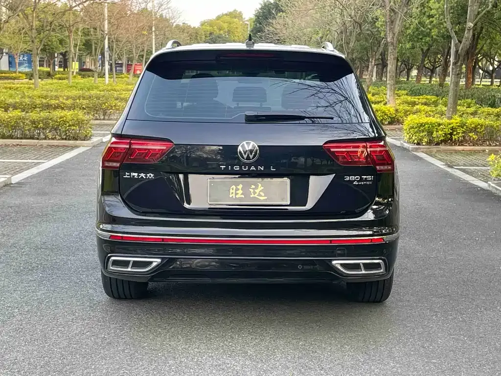 Volkswagen Tiguan L — фото 5