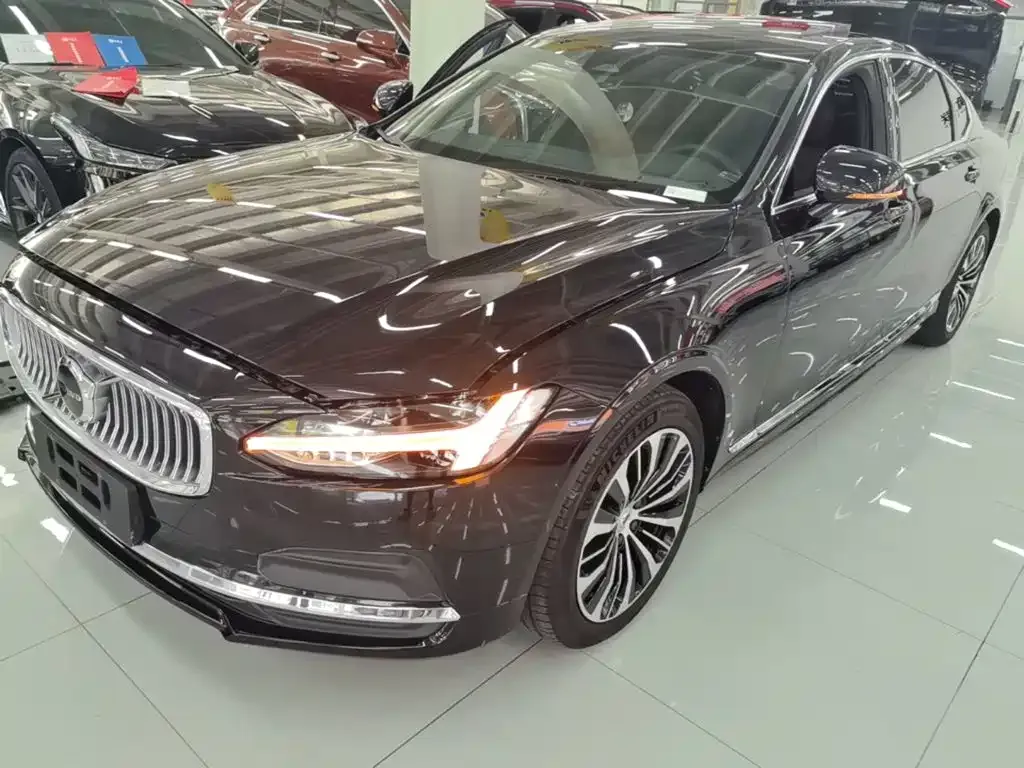 Volvo S90 — фото 3