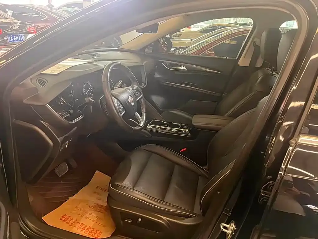 Buick Envision Plus — фото 4