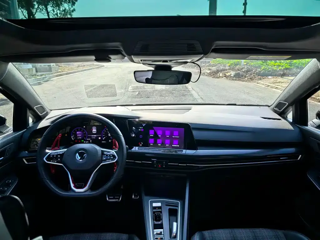 Volkswagen Golf GTI — фото 2