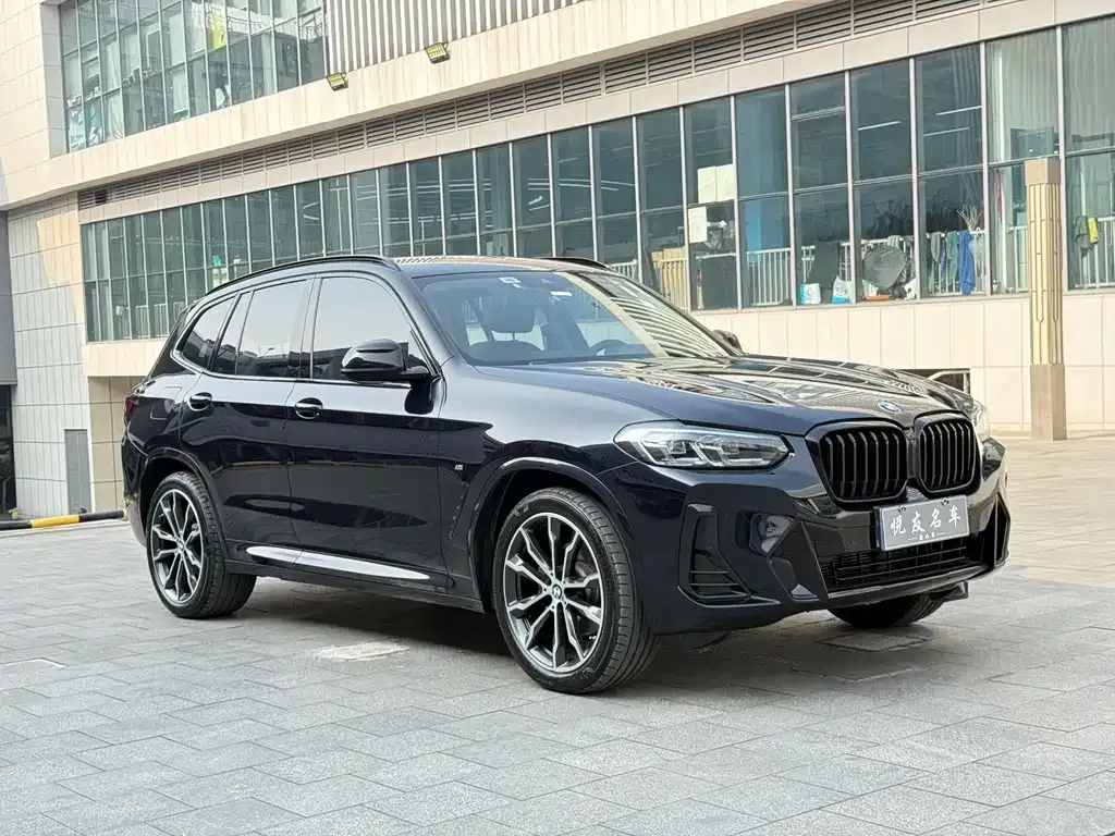 BMW X3 — фото 10