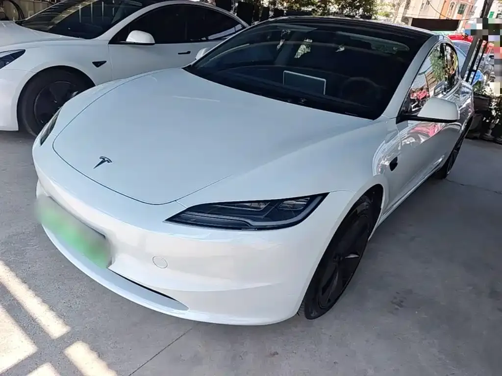 Tesla Model 3 — фото 6