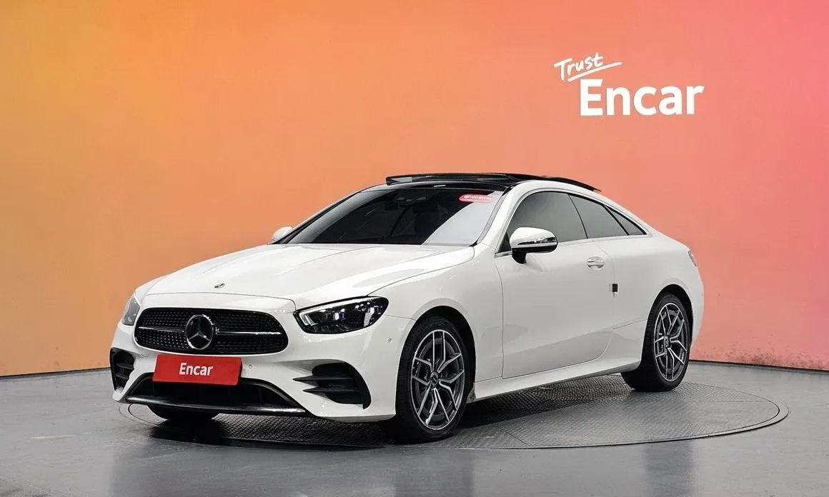 Mercedes-Benz E-Class — фото 1