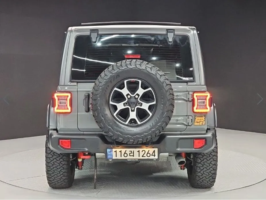Jeep Wrangler — фото 3
