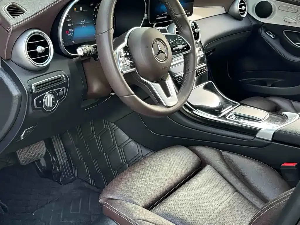 Mercedes-Benz GLC — фото 2
