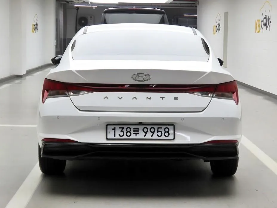 Hyundai AVANTE — фото 5