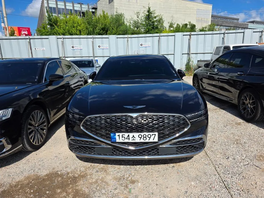 Genesis G90 — фото 1