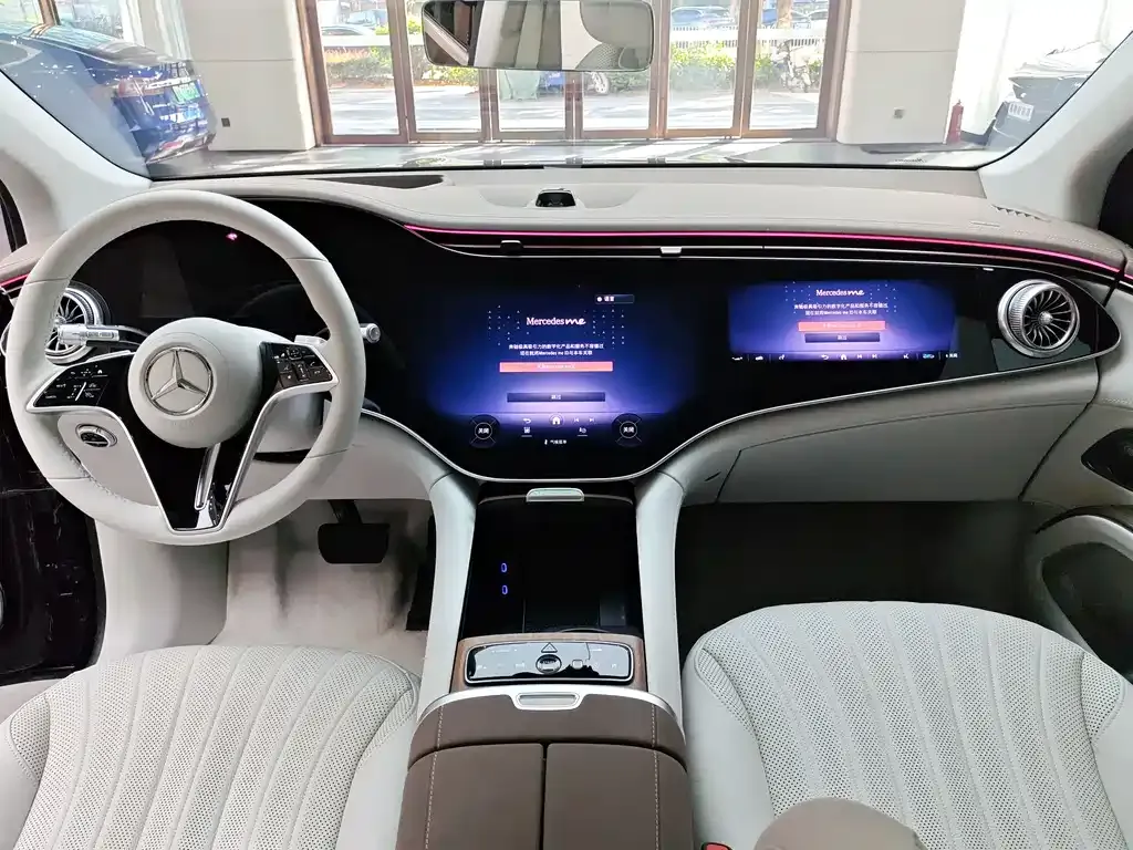 Mercedes-Benz EQS SUV — фото 9