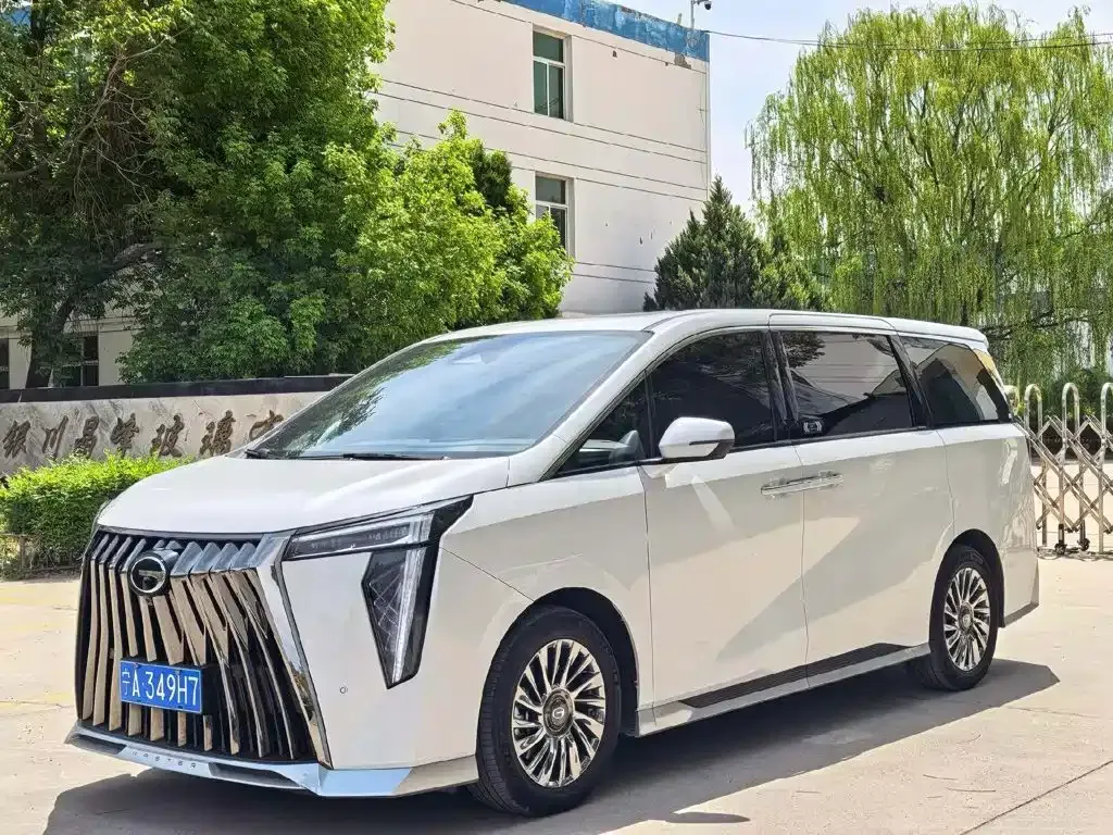 GAC Motor Trumpchi M8 — фото 1