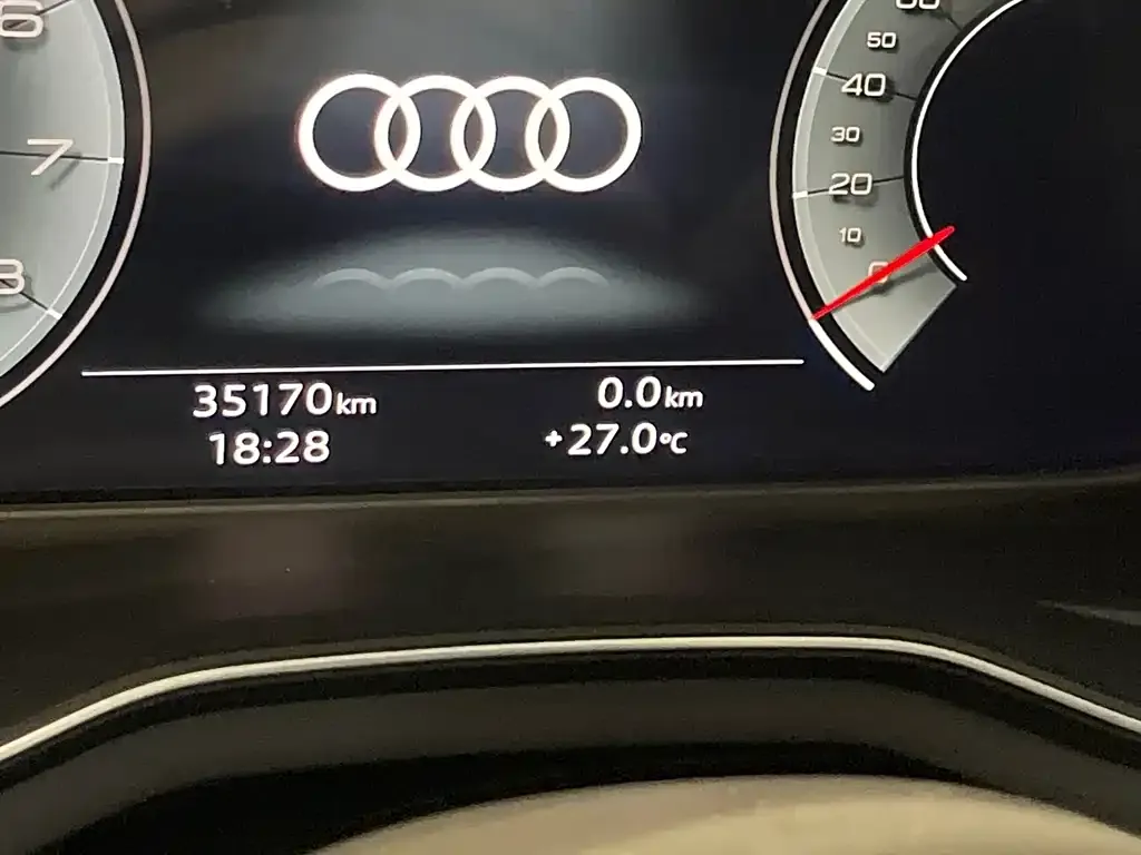 Audi A4L — фото 6