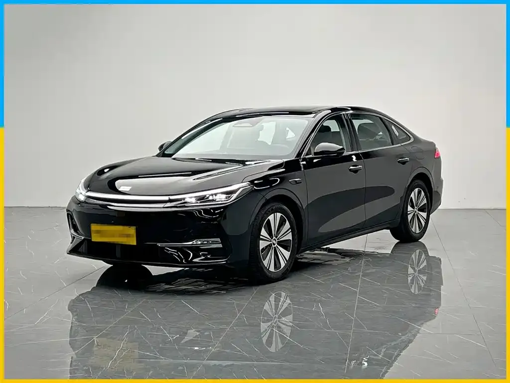 Geely Galaxy A7 EM — фото 1