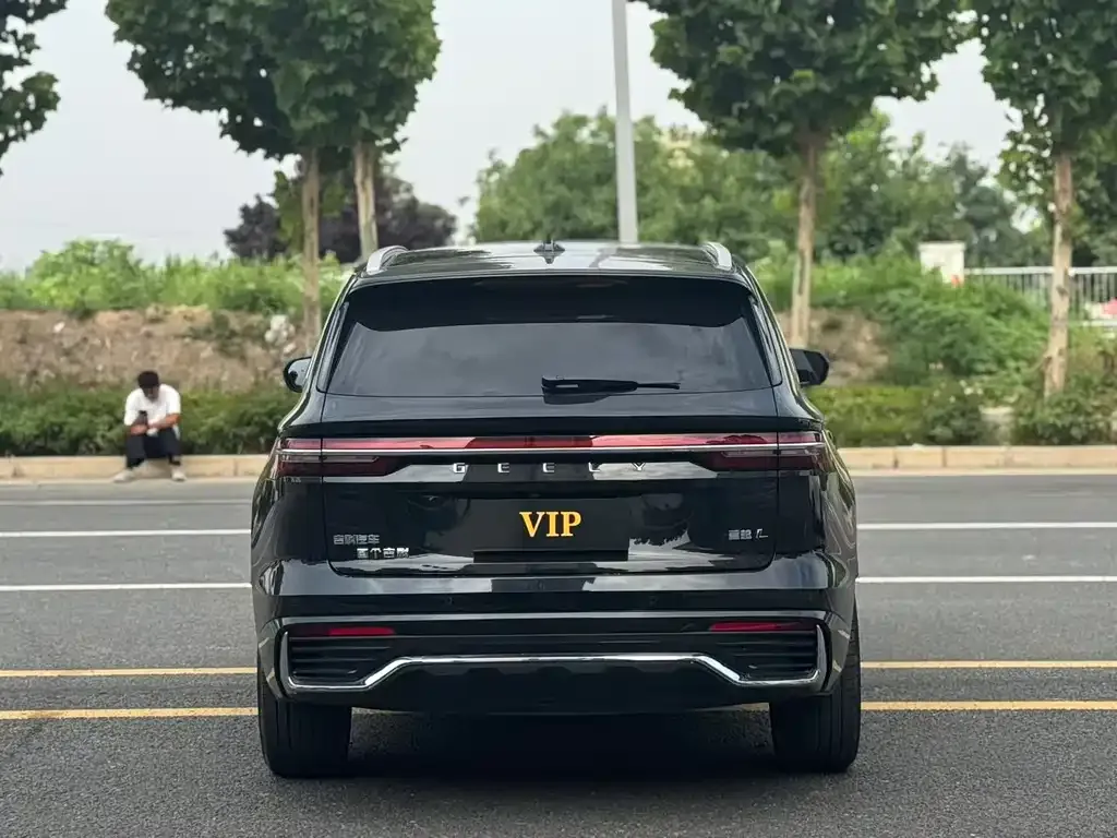 Geely Xingyue L — фото 9