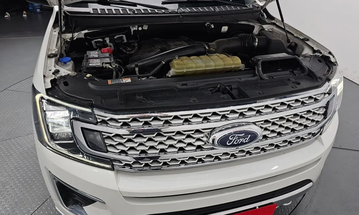 Ford Expedition — фото 5