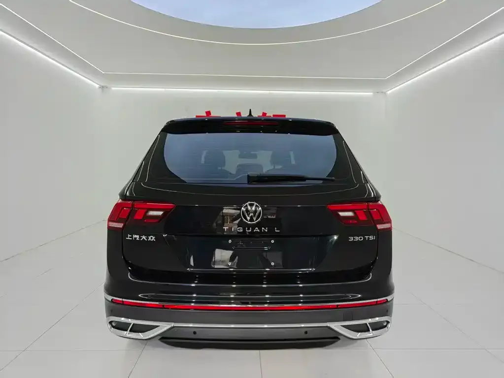 Volkswagen Tiguan L — фото 2